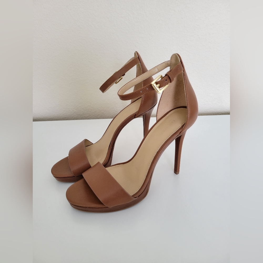 Michael Kors Leather Platform Ankle Strap Open Toe Heels Size 5 1/2